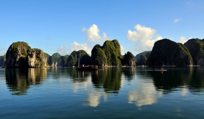 Ha Noi- Ha Long overnight on cruise