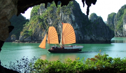 Vietnam Highlight (SIC Tour)